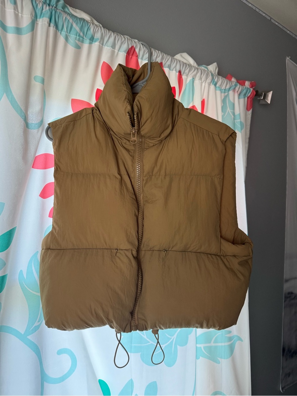 Amazon Women’s Brown Sleeveless Puffer Vest